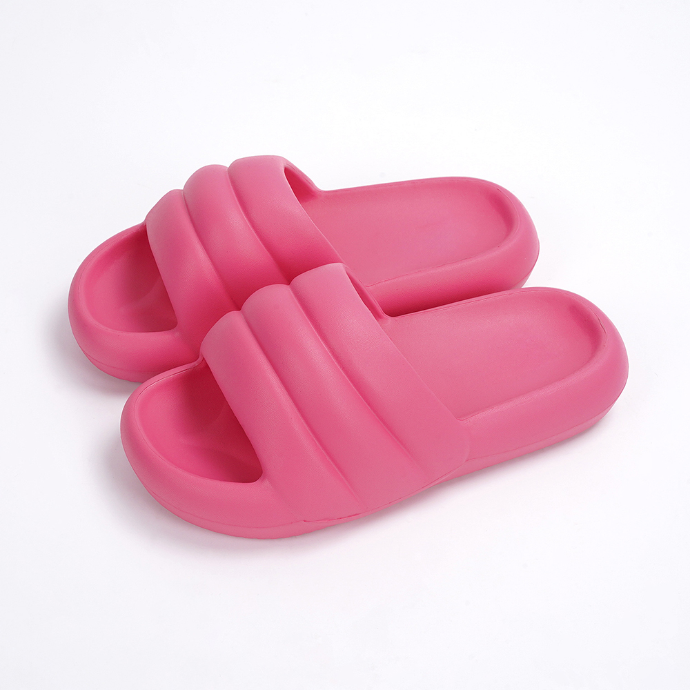 Mode Couples femmes salle de douche maison antidérapant respirant semelle souple chaussures diapositives sandales plage intérieure Logo personnalisé pantoufles